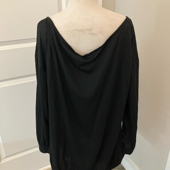 It's Just a Bunch Of Hocus Pocus Sweatshirt Halloween Off The Shoulder  Sz XL - Picture 4 of 5